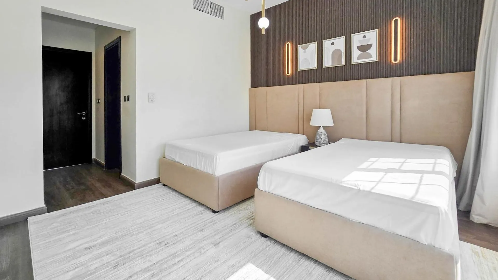 Private Pool Villa In Jvc Dubaj 0*,  Zjednoczone Emiraty Arabskie