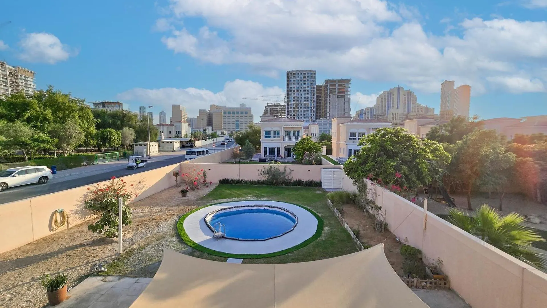 Private Pool Villa In Jvc Dubaj 0*,  Zjednoczone Emiraty Arabskie
