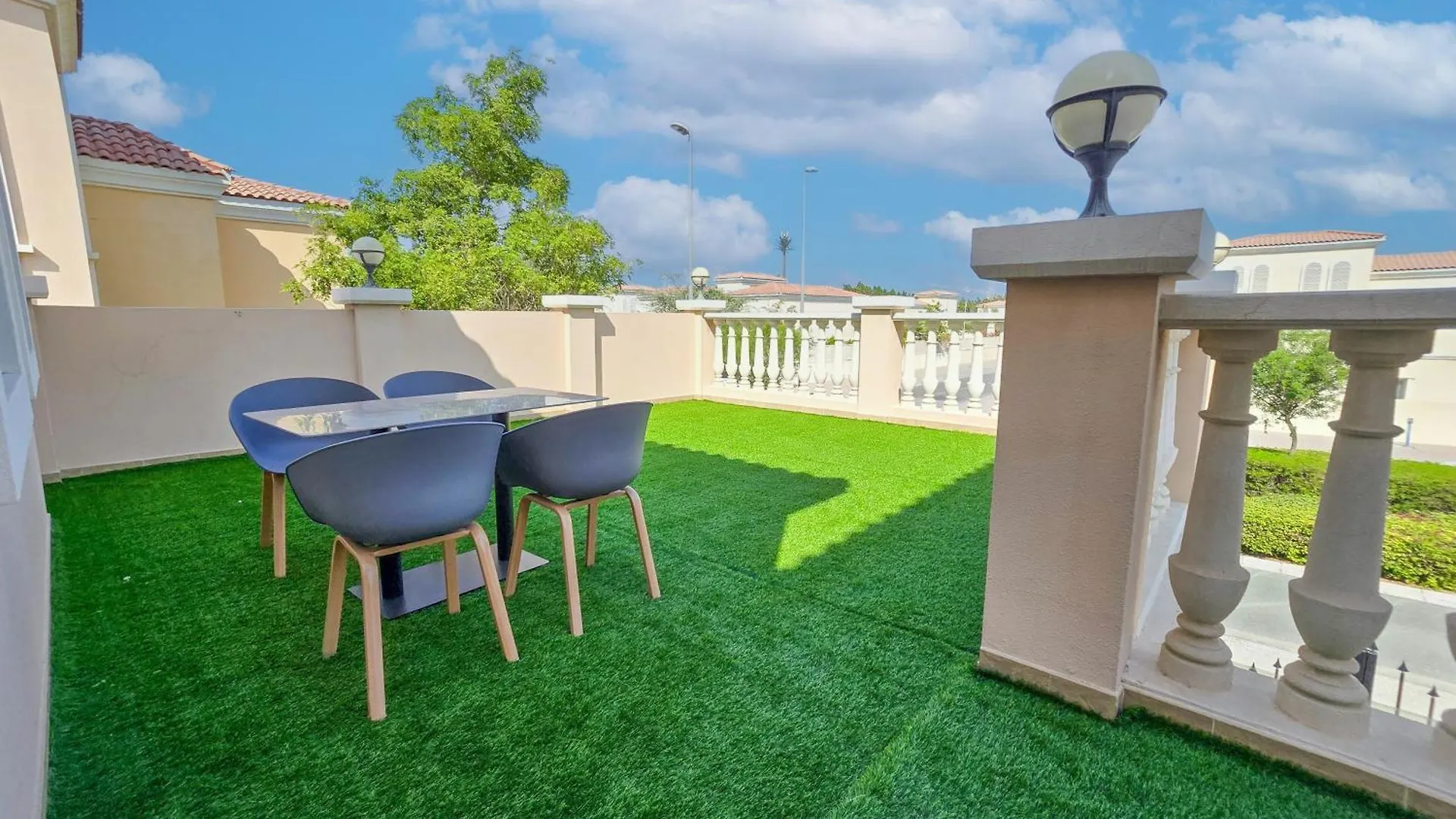 Private Pool Villa In Jvc Dubai