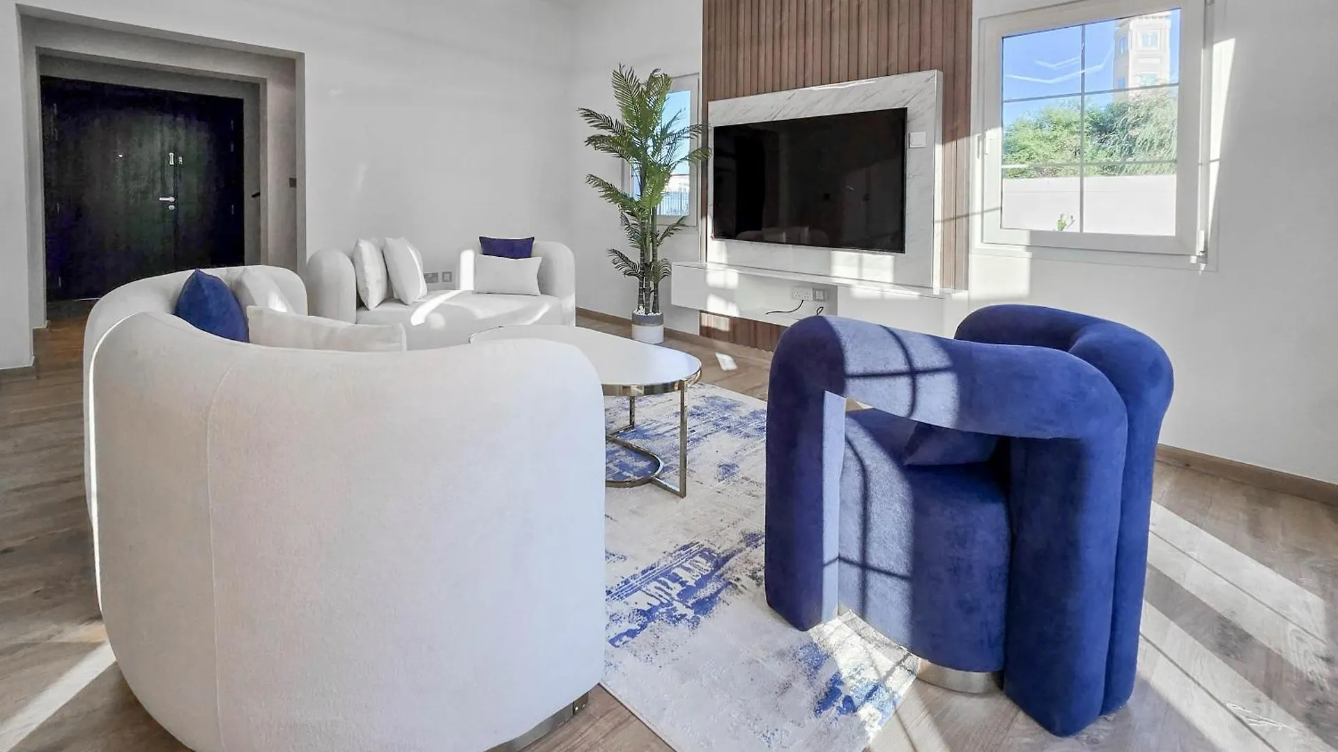 Private Pool Villa In Jvc Dubai