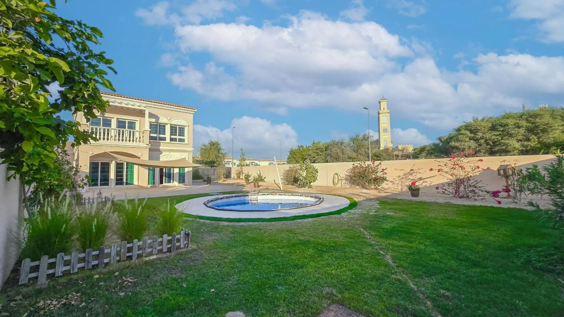 Private Pool Villa In Jvc Dubai